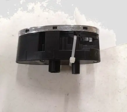 Mercedes-Benz E W211 Electric window control switch A2118219758