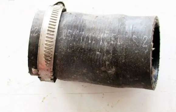 Volkswagen Golf VI Intercooler hose/pipe 1K0145825AA