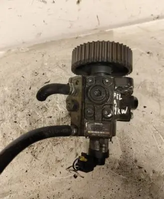 Opel Zafira B Fuel injection high pressure pump 0055204599 0445010097