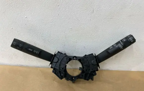 Opel Mokka Wiper turn signal indicator stalk/switch