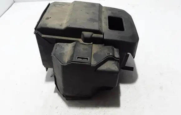 Battery bracket