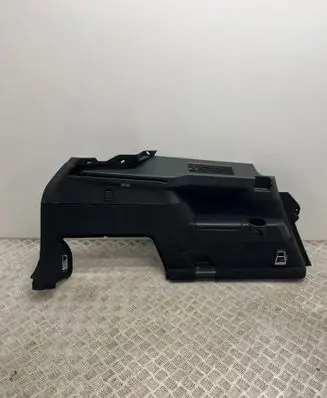Volvo XC90 Trunk/boot side trim panel 39825191 3212134