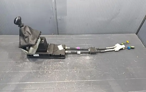 Bedford Astra Gear selector 