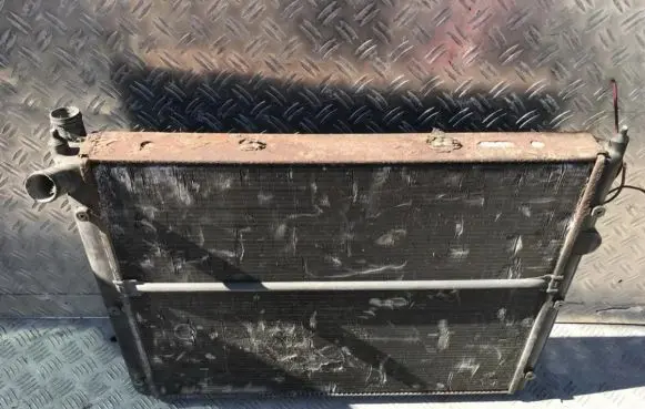 Volkswagen Transporter - Caravelle T3 Coolant radiator