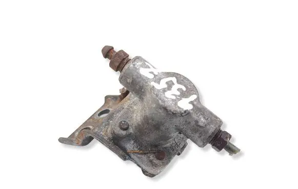 Mitsubishi 3000 GT Brake power pressure regulator 