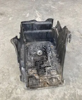 Land Rover Range Rover Evoque L538 Battery tray 31299569 ASCN1072