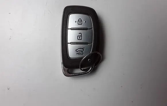 Hyundai Ioniq Ignition key/card 