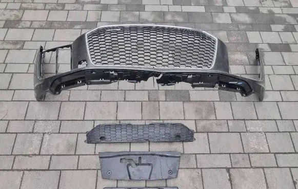 Audi R8 4S Front bumper 4S0807487B