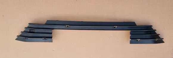 Renault Megane IV Front bumper lower grill 242534881R