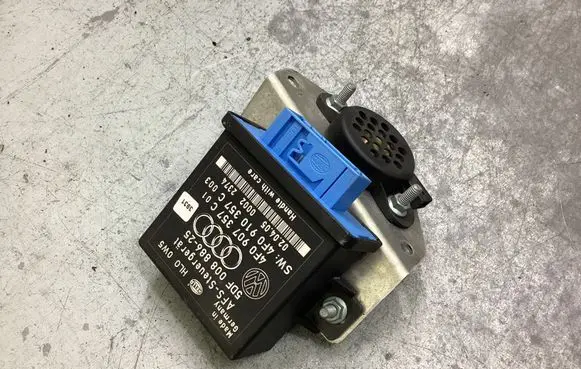 Audi A8 S8 D3 4E Light module LCM 5DF00888625 4F0907357C 4F0910357C