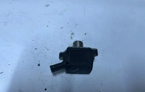 Audi A3 S3 8V Electromagnetic valve 04E906048A