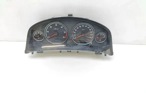 Opel Signum Speedometer (instrument cluster) 13186676