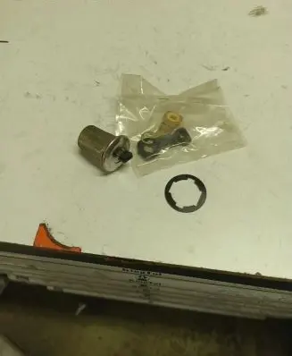 Citroen Berlingo Front door lock (next to the handle) 9170cx