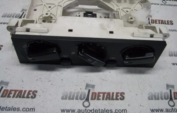 Mitsubishi Carisma Climate control unit MR500527