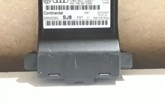 Volkswagen PASSAT B7 Other control units/modules 7N0907530T