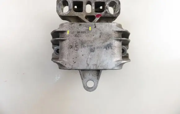 Skoda Octavia Mk1 (1U) Engine mount vacuum valve 1J0199555AQ