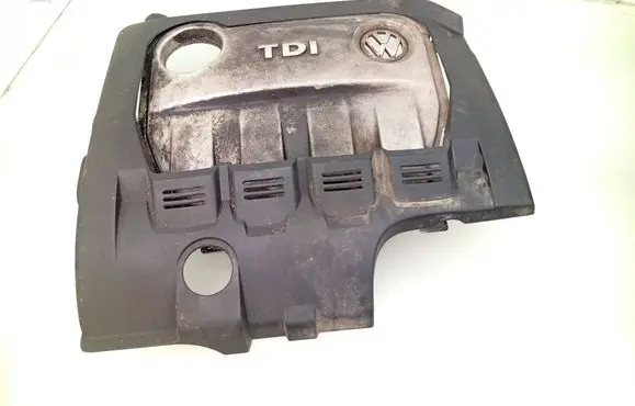 Volkswagen Touran I Engine cover (trim) 03G103907E 03G103967A
