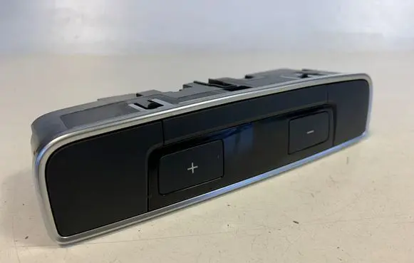Audi A5 Climate control unit 8W0919158