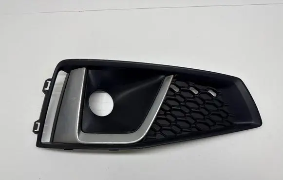 Front fog light trim/grill