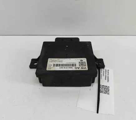 Volkswagen Amarok Voltage converter/converter module 8ES01045240 8ES010452
