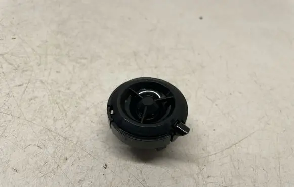 Mercedes-Benz C W204 Front door high frequency speaker A2118200202