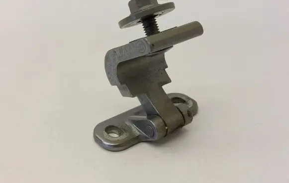 Volkswagen PASSAT B8 Tailgate/trunk/boot hinge 8V3827299B
