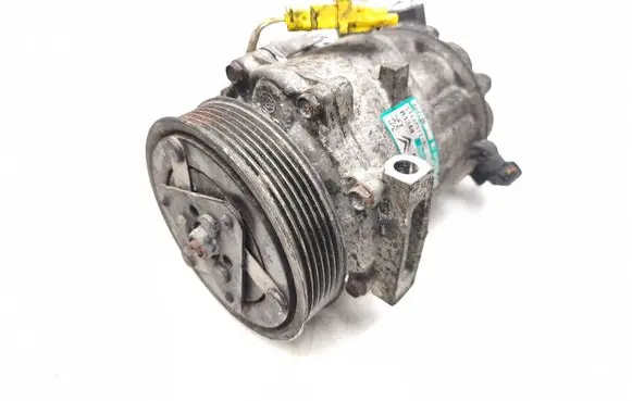 Peugeot 308 Air conditioning (A/C) compressor (pump) 9648138980