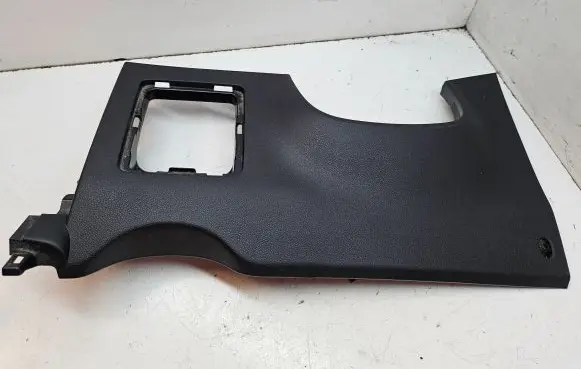 KIA Sportage Dashboard lower bottom trim panel 84750F1000