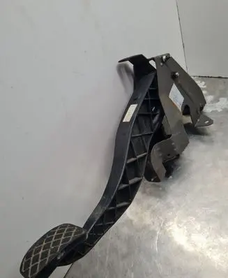 Clutch pedal