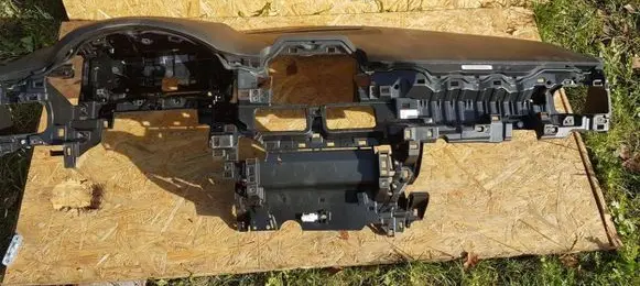 Mazda CX-5 II Dashboard KB7W60381