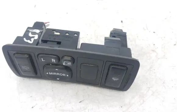 Toyota Avensis T250 Wing mirror switch 183573 156762 777669