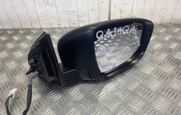 Nissan Qashqai Front door electric wing mirror E11038139