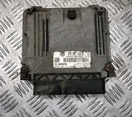 Skoda Superb B6 (3T) Engine control unit/module 3T0907115B 1Z0907115F 0261S04236