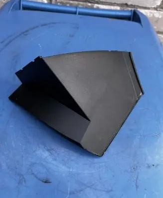 Rear/tail light trim molding