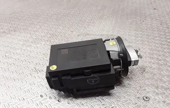 Volkswagen PASSAT B6 Ignition lock 3C0905843M