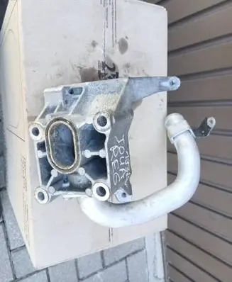 Volkswagen Touareg II A/C compressor mount bracket 18639 059145169B