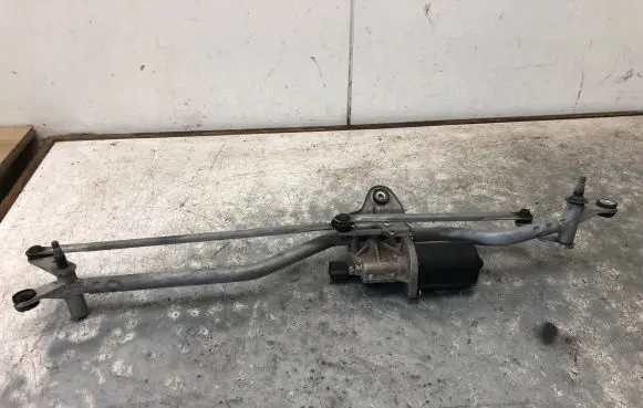 Volkswagen Multivan T5 Front wiper linkage and motor 7E1955113B