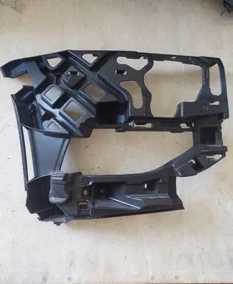Volkswagen Golf VII Front bumper support beam 5G0807724F