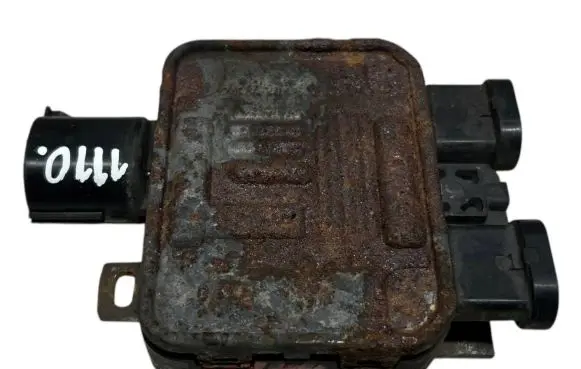 Coolant fan relay