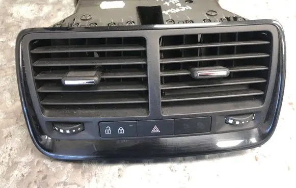 Opel Meriva B Dash center air vent grill 13262802BILI 13262802 13287826