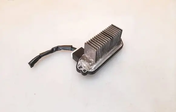 Mazda 3 I Heater blower motor/fan resistor PM010020B