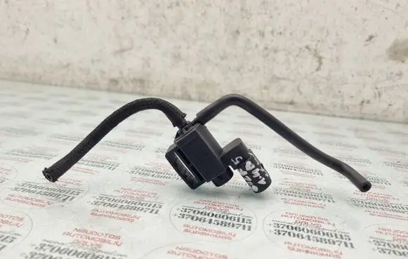 Volkswagen Golf V Turbo solenoid valve 037906283C