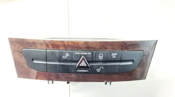 Mercedes-Benz E W211 Hazard light switch a2116830091 a2116800552