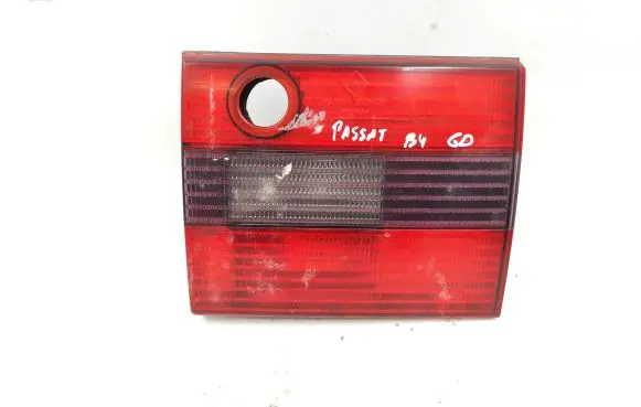 Volkswagen PASSAT B4 Tailgate rear/tail lights 3A9945108C