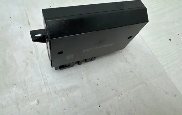 Mercedes-Benz Sprinter W907 W910 Tow bar trailer control unit/module A1679001209 A1679029403 A2139016312