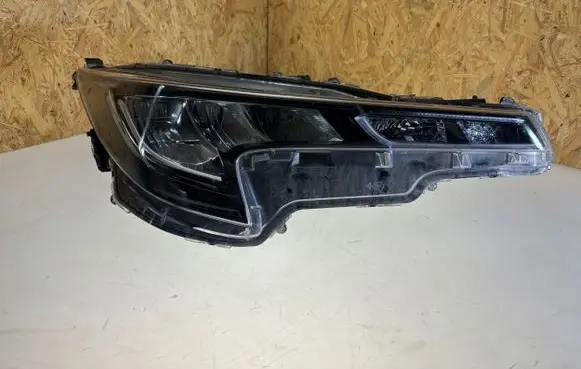 Toyota Corolla E210 E21 Headlight/headlamp 8111002S60 B002426