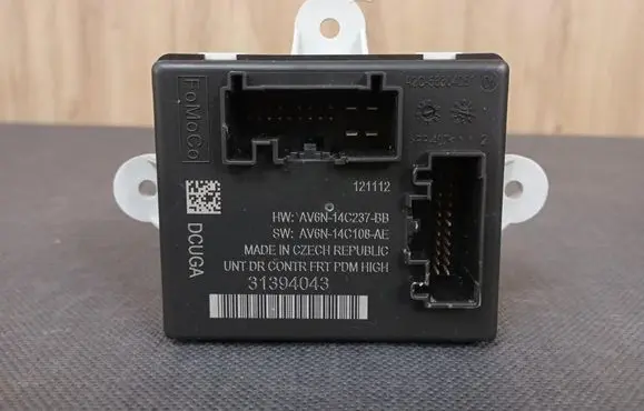 Volvo V40 Cross country Door control unit/module 31394043