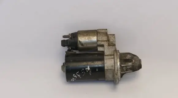 BMW 5 E60 E61 Starter motor 0001107424 752111605