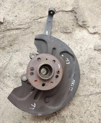 Mercedes-Benz R W251 Front wheel hub 06064502
