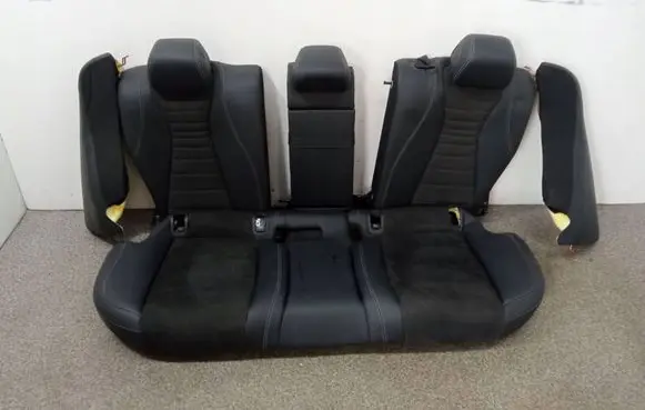 Mercedes-Benz E W213 Second row seats 